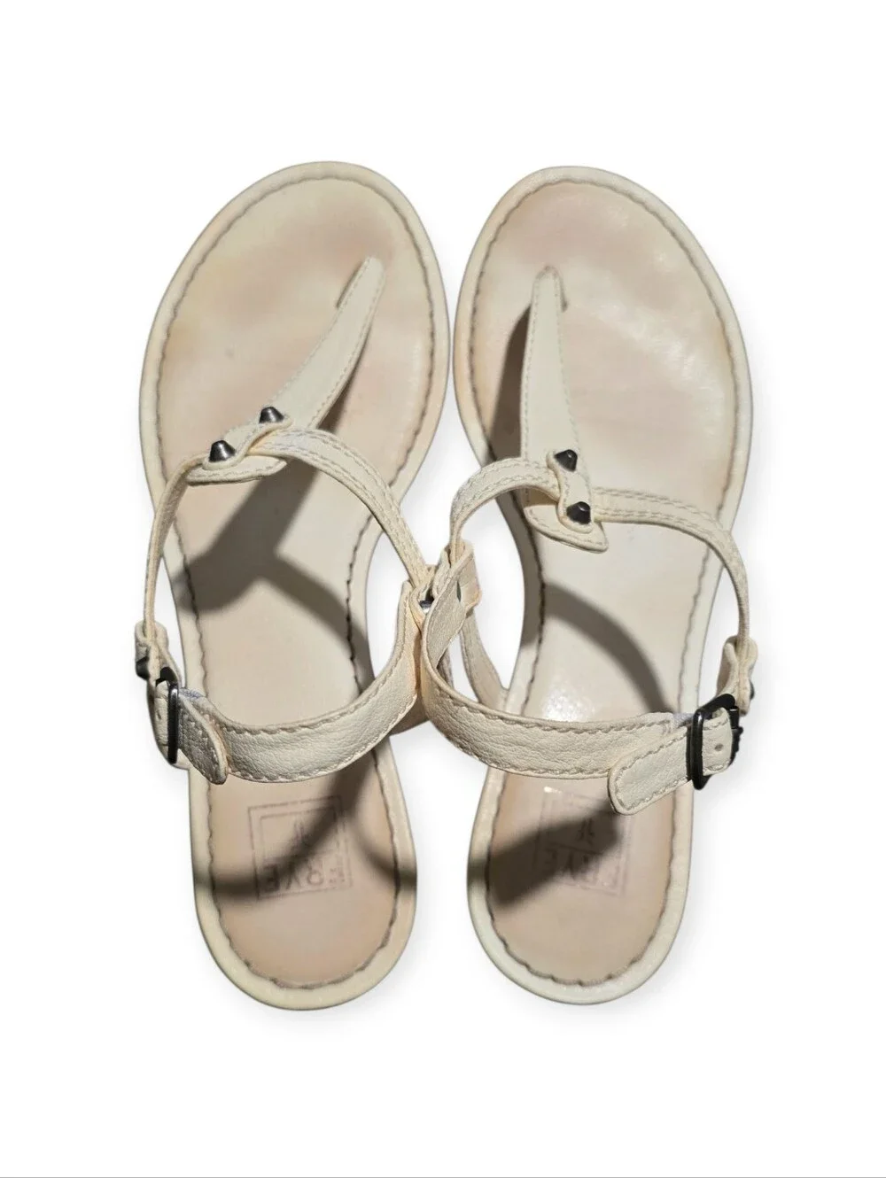 Frye Carson T-Strap Leather Sandals